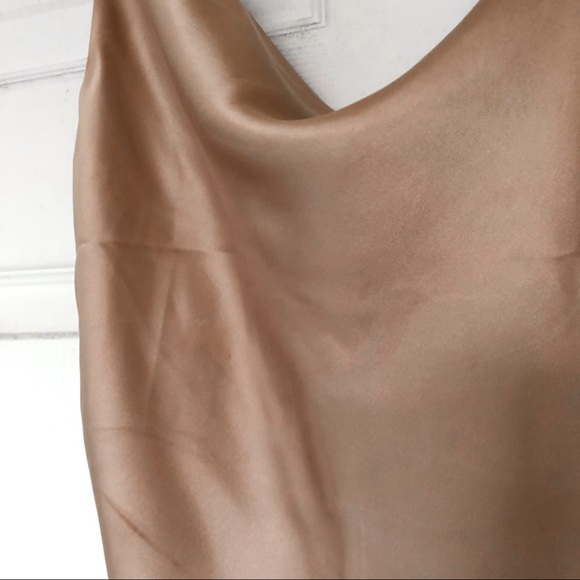 Champagne satin dress - Picture 10 of 12